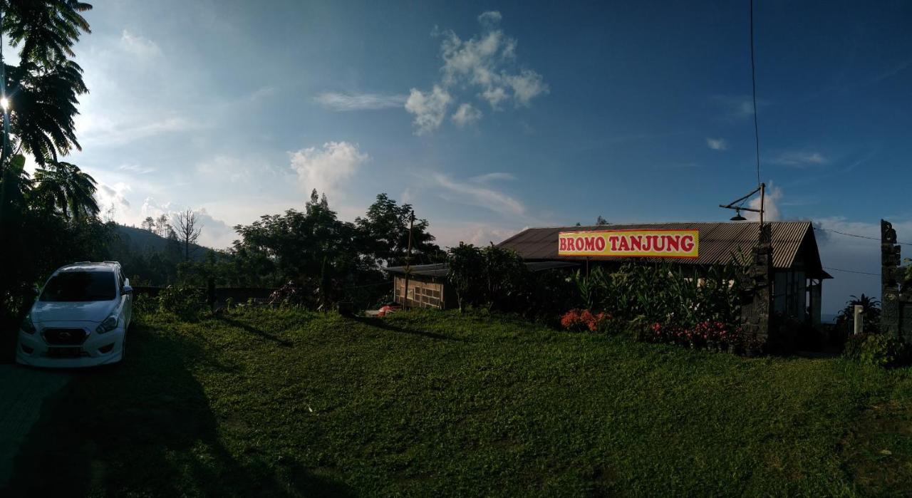 Bromo Tanjung Apartment Tosari ภายนอก รูปภาพ