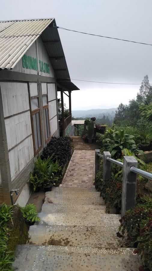 Bromo Tanjung Apartment Tosari ภายนอก รูปภาพ